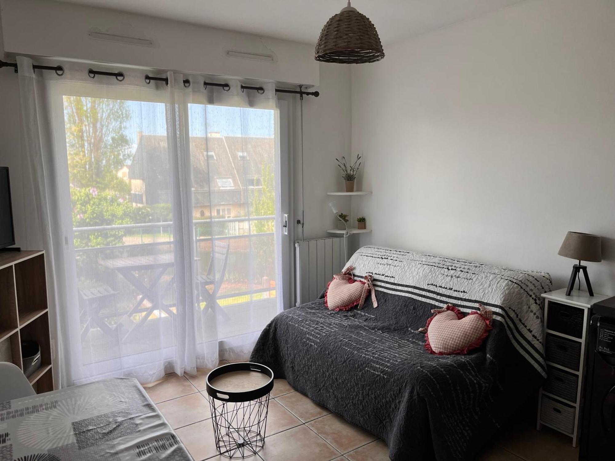 شقة Studio Vue Sur Jardins - Tout Confort Proche Mer كورسول-سور-مار المظهر الخارجي الصورة